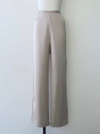 【NOWNS】Alma | Satin sleek pants