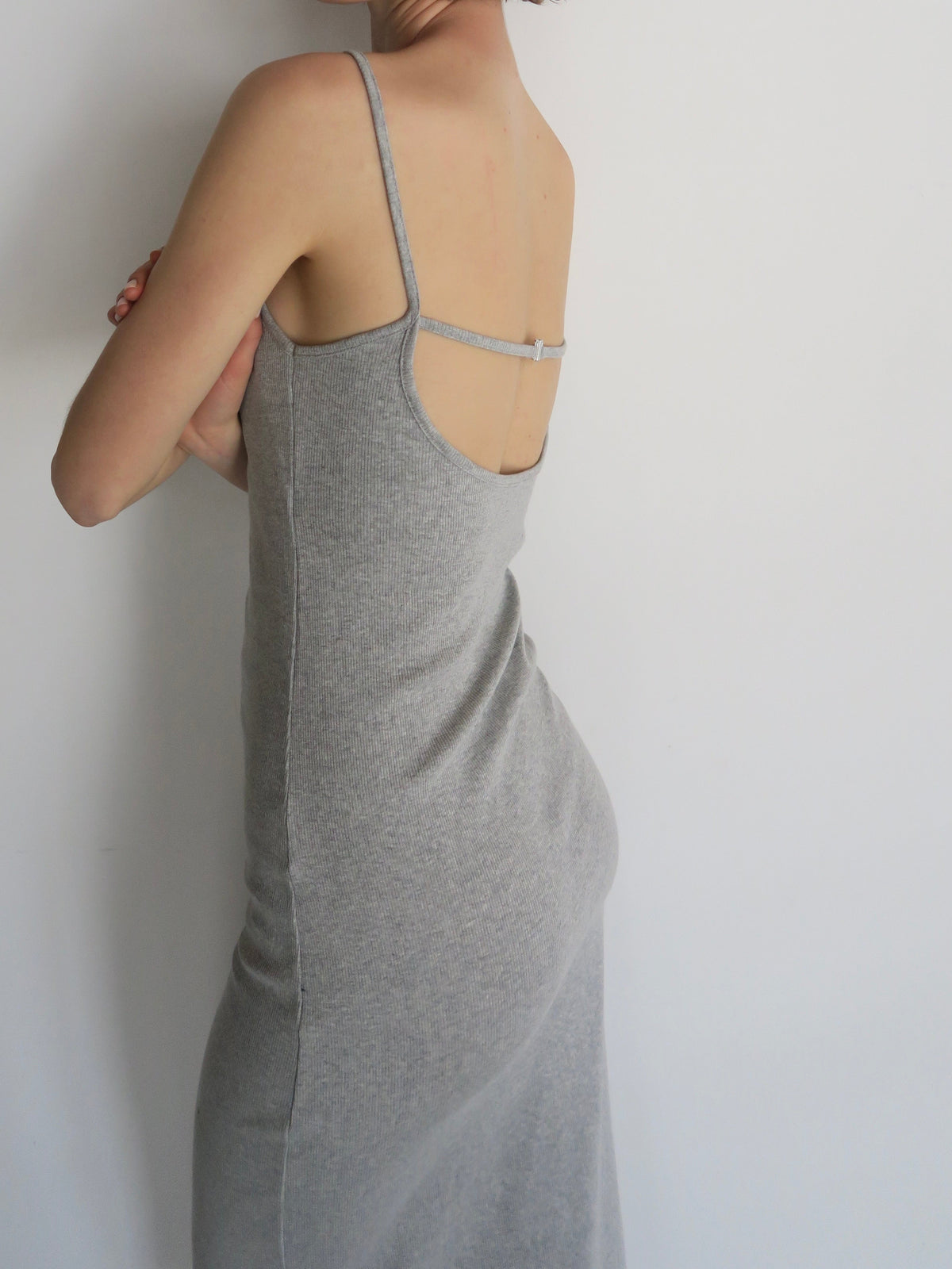 BACK OPEN RIB CAMI DRESS