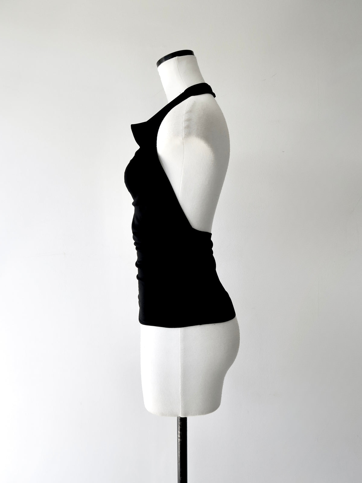 fluid halter neck set