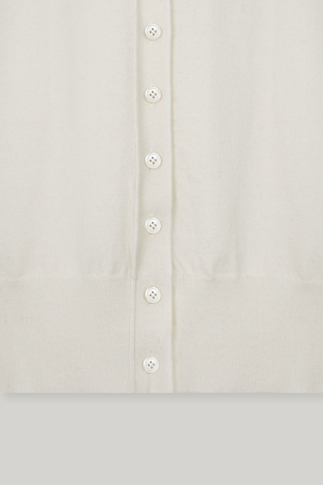 【ELBORN】Armelle High-neck Wool Cardigan