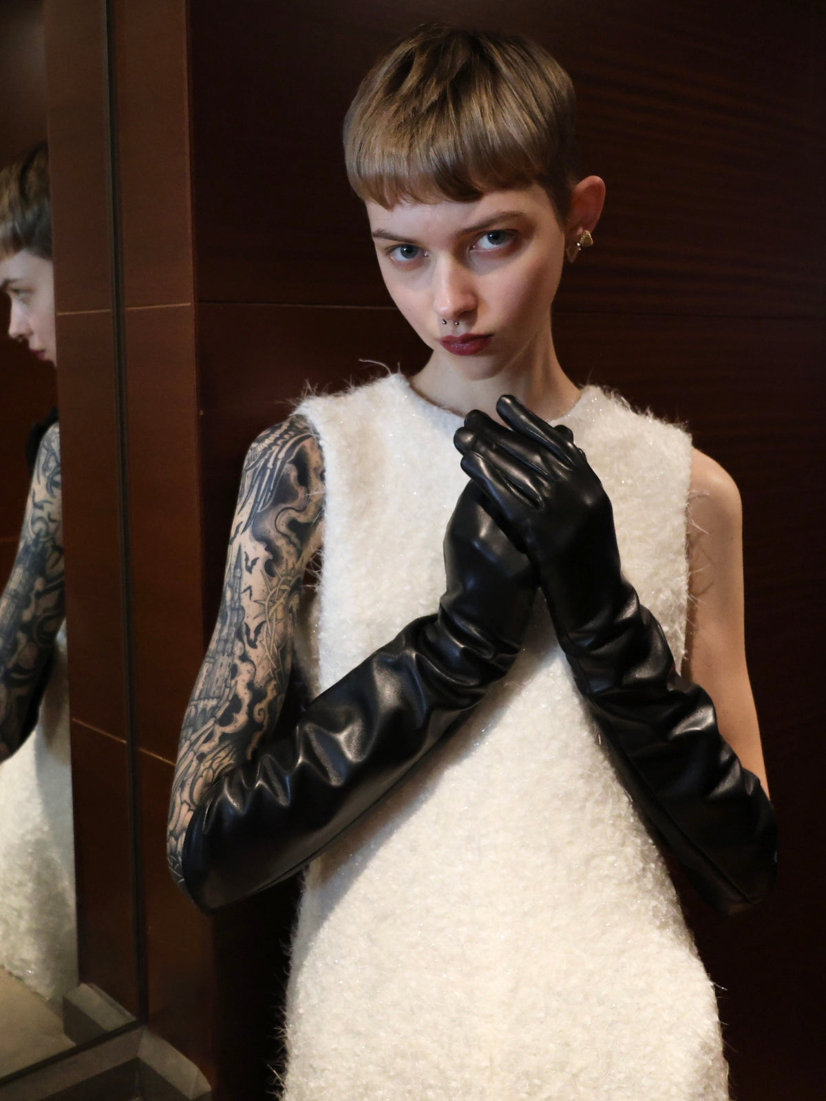 【AMOMMA】TOUCH SCREEN SHEEP LEATHER LONG GLOVES