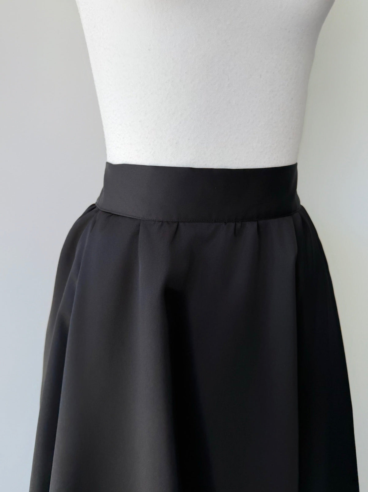 fluffy balloon maxi skirt