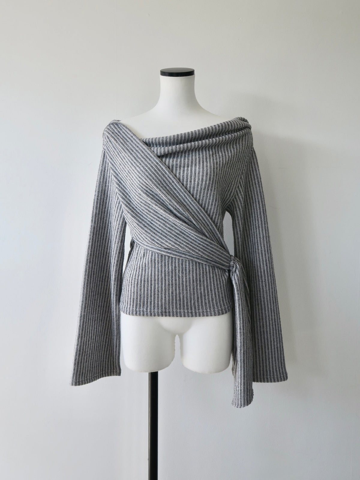 【SAMPLE SALE / miies miim】off shoulder drape tops