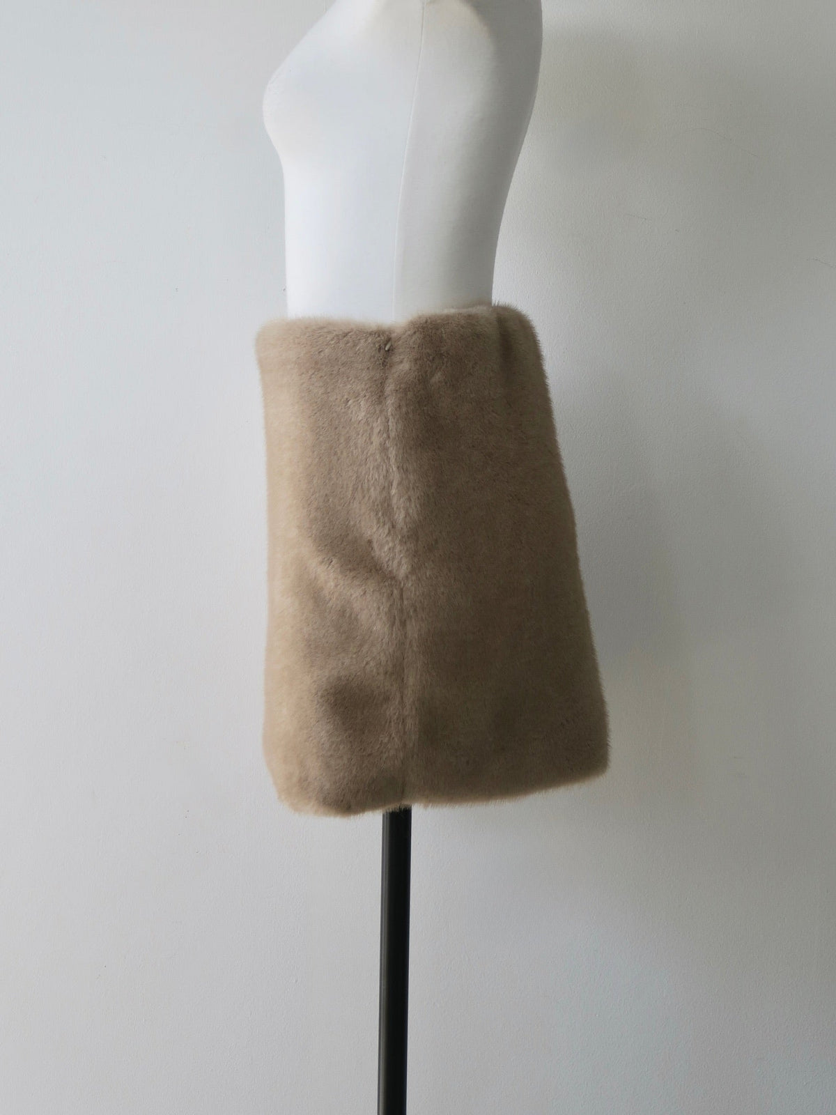 [ sample sale ] felt mini skirt