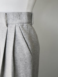 [ sample sale ] tuck sweat pants
