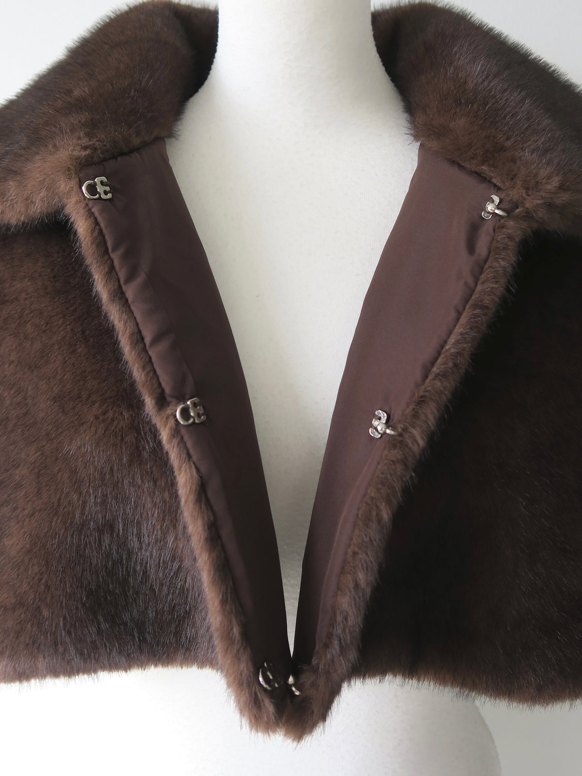 【célon】Collared Fur Cape