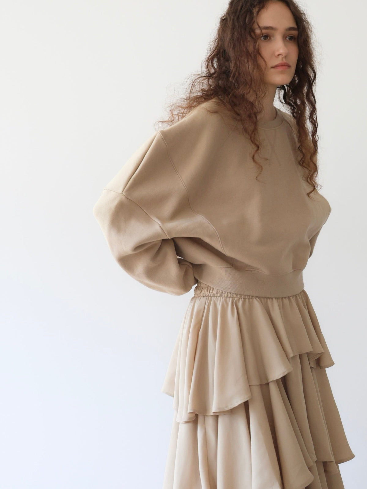 【AMOMMA】PUFF SLEEVE SWEAT - 起毛なし -