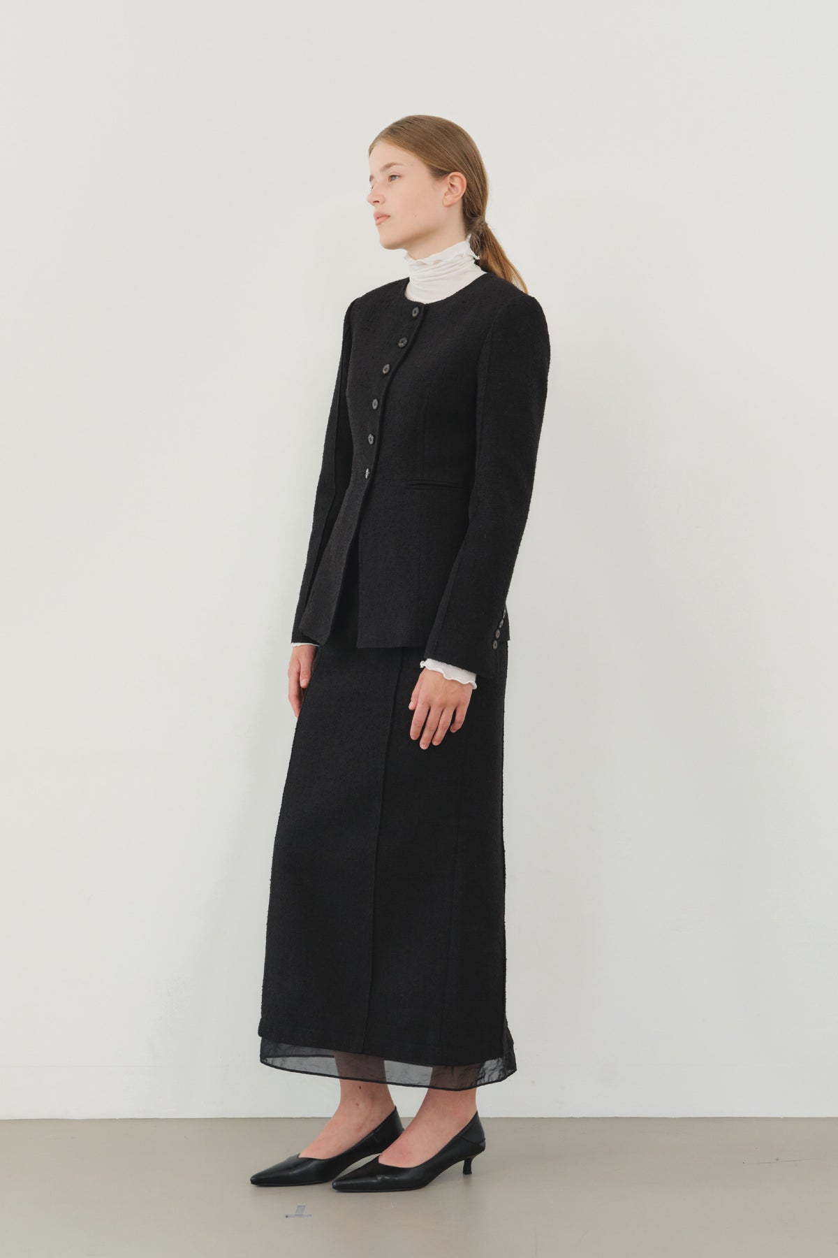 【KUMÉ】 Triple-Stitch Tweed Round Neck Jacket